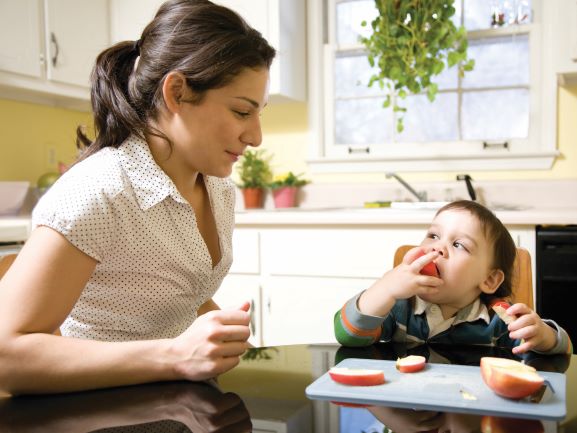 How to Teach Kids Healthy Eating Habits: A Comprehensive Guide for Parents